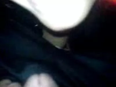 男人性交打破他的金发